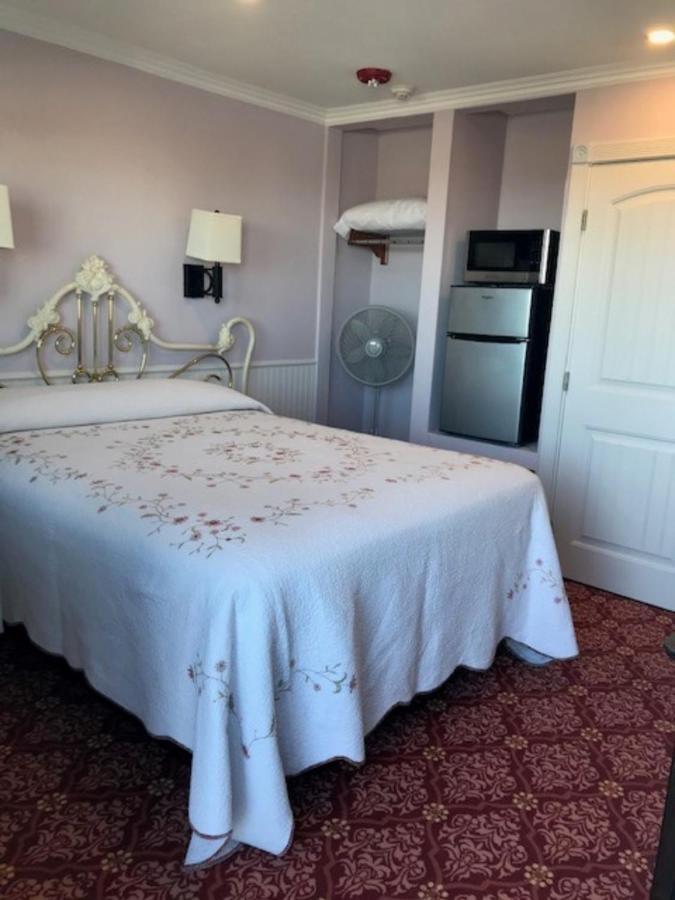 Sugarloaf Mountain Motel Virginia City Ngoại thất bức ảnh